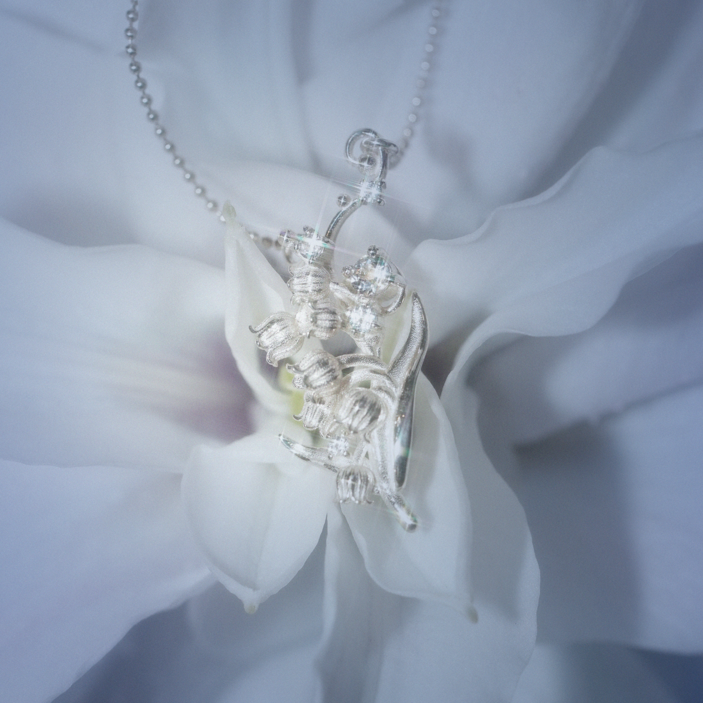 23FW. lily of the valley. necklace 01