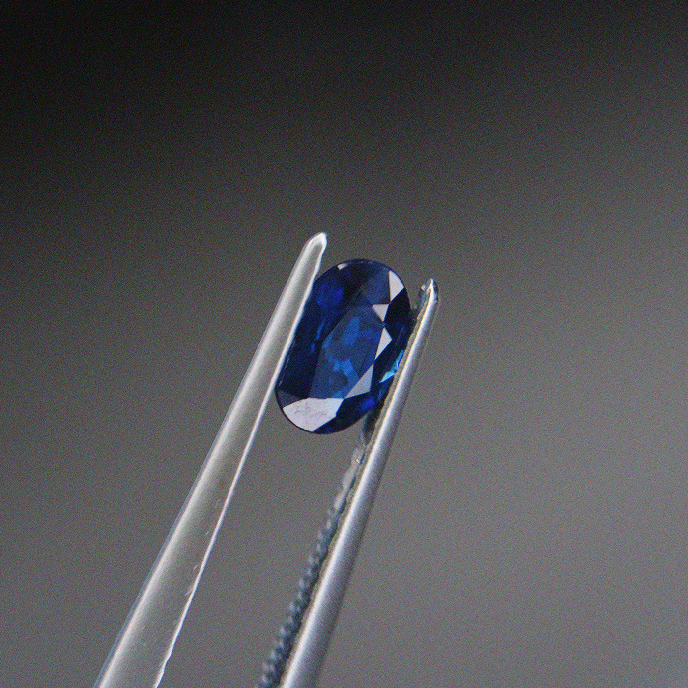 blue sapphire 0.59ct oval